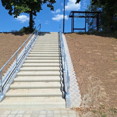 Escaliers en pente, Andel